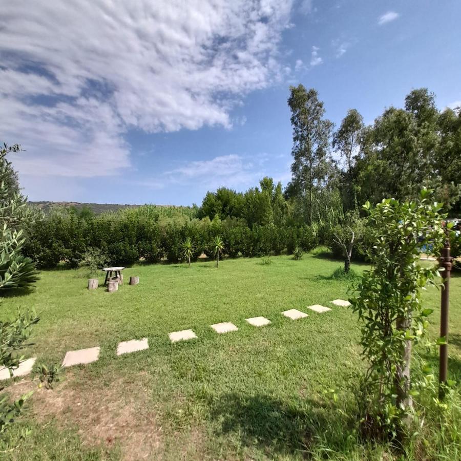 Santu Paulu Country House Posada  Buitenkant foto