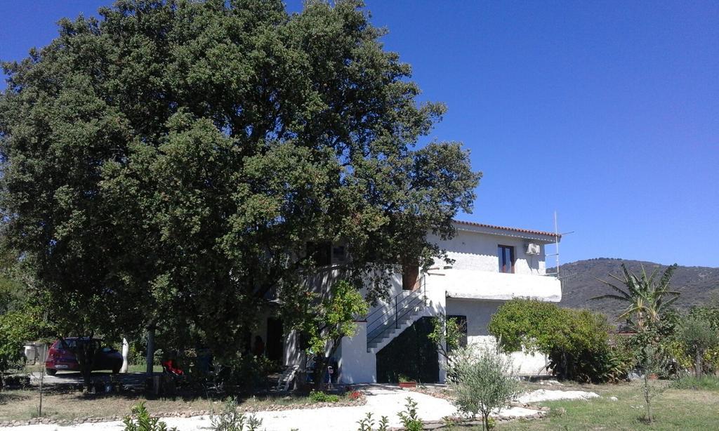 Santu Paulu Country House Posada  Buitenkant foto